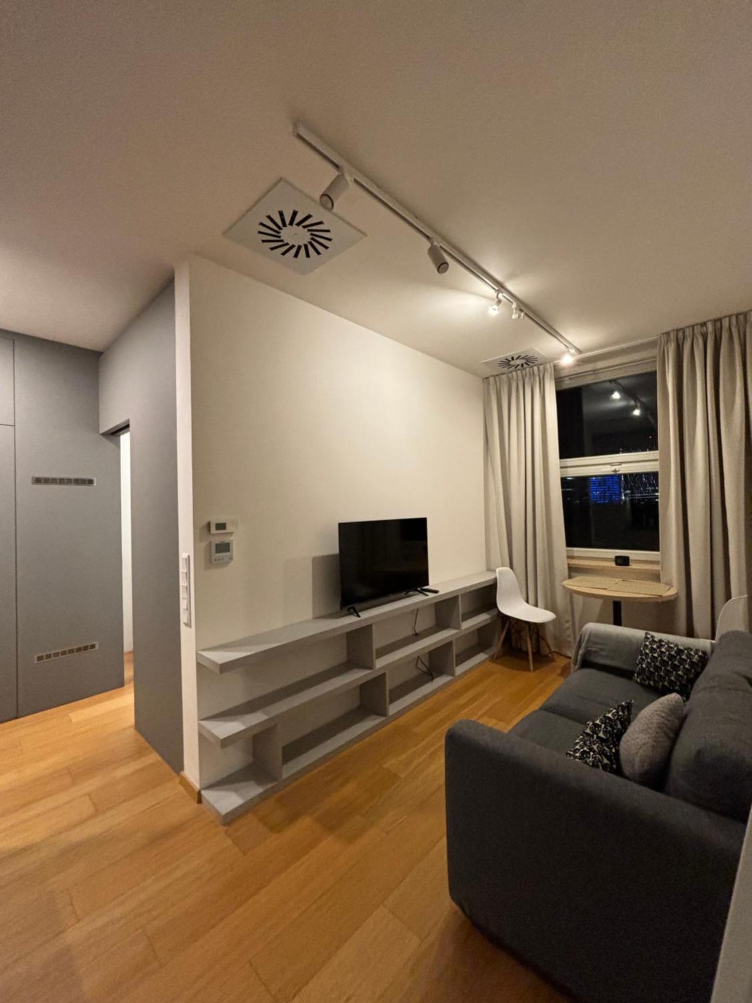 Main City Center - Luxury - Free Parking - City View Bratislava Luaran gambar
